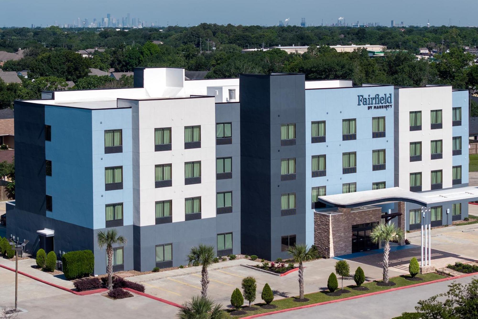 Fairfield & By Marriott Houston